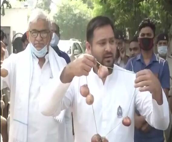 Bihar Election | भाजप नेत्यांचं आता मौन का?; कांद्याच्या दरावरुन तेजस्वी यादव यांचा भाजपवर हल्लाबोल