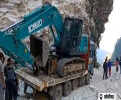 Joshimath: 5 घंटे तक बाधित रहा बदरीनाथ हाइवे राहगीरों के लिए खुला| Ganga Dopahar| ABPGanga 