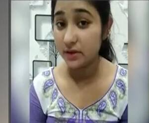 Bareilly: 'मैं उसके साथ खुश रहूंगी...' प्रेमी युगल ने लगाई जान की गुहार |Ganga Prime| ABPGanga 