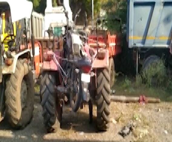 #Jalna #CrimeNews विधवा सूनेचे अनैतिक संबंध असल्याचा राग, सून आणि प्रियकराला ट्रॅक्टरखाली चिरडलं