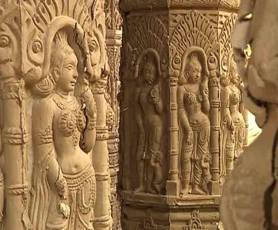 শারদ আনন্দ ২০২০: ৮১ তম বর্ষে মোদেরার সূর্যমন্দিরের আদলে তৈরী হচ্ছে আহিরিটোলা সর্বজনীনের মণ্ডপ