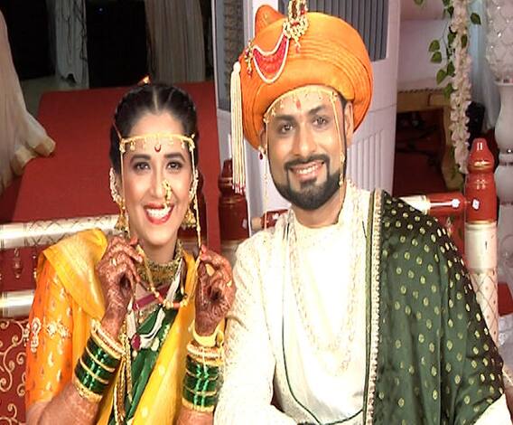 Web Exclusive | शर्मिष्ठा राऊत-तेजस देसाई यांच्या लग्नातील खास क्षण