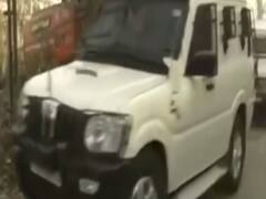 श्रीनगर के रामबाग में आतंकियों से मुठभेड़ जारी