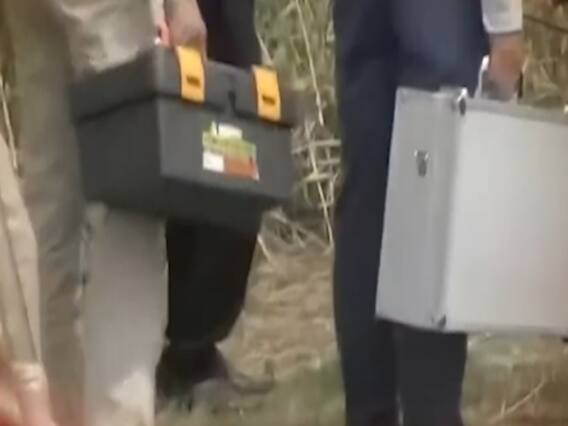 Did CBI catch Hathras police's truth? | Bharat Ki Baat 