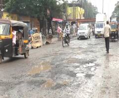 Bhiwandi Potholes | वाहने चालवताना चालकांची मोठी कसरत,पंधरा मिनिटांच्या प्रवासासाठी दीड तासांचा अवधी