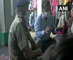 Hathras के पीड़ित परिवार से मिले ACS गृह Avneesh Awasthi और DGP| ABP Ganga