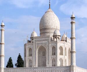 Agra: Taj की तनहाई, कैसे होगी कमाई ? | Mudde Ki Baat |ABPGanga