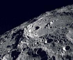 চাঁদের গহ্বরে জলের অস্তিত্ব, যুগান্তকারী আবিষ্কার নাসার