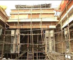 শারদ আনন্দ ২০২০: প্রাচীন রাজবাড়ির আদলে তৈরি মণ্ডপে মাতৃ আরাধনার প্রস্তুতি রাজডাঙা নব উদয় সঙ্ঘের পুজোয়