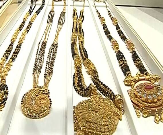 Gold Rate | सोन्याचे दर तोळ्याला 52 हजार रुपयांवर, सोन्याच्या दुकानात पुणेकरांची झुंबड