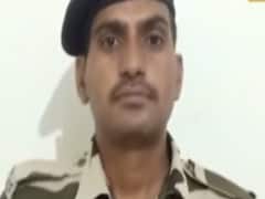 Delhi: मेट्रो स्टेशन पर देवदूत बने CISF के जवान