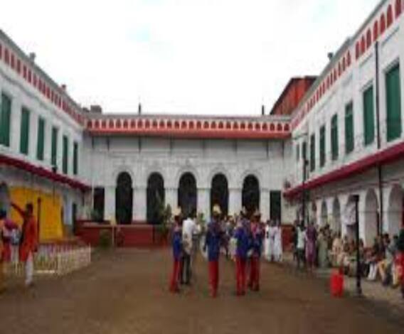 শারদ আনন্দ ২০২০: শোভাবাজার রাজবাড়িতে দেবী পূজিত হন ‘কন্যা’ রূপে, আজ সেই কন্যার কৈলাসে পাড়ি দেওয়ার দিন, চলছে প্রস্তুতি 