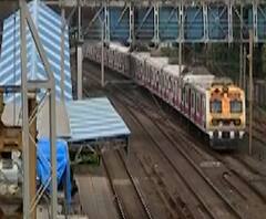 Mumbai Local | लोकलची परवानगी तर मिळाली पण दिलेली वेळ उपयोगाची नाही, महिलांच्या तक्रारी