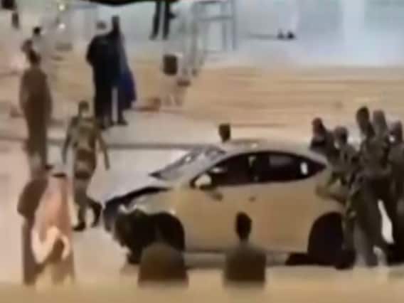 Saudi Arabia: Uncontrollable car creates uproar