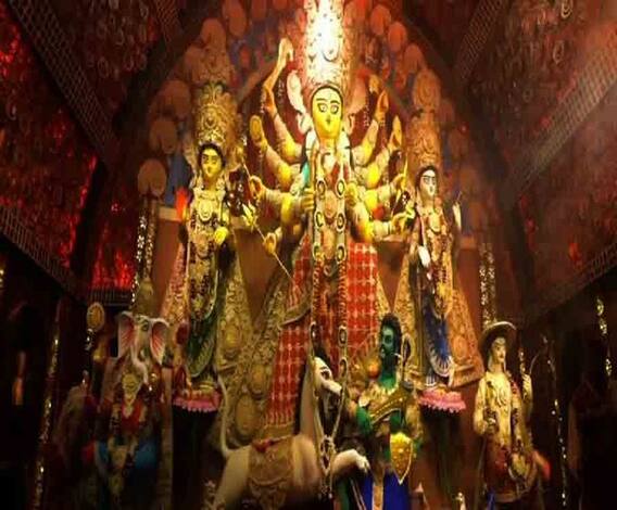 করোনা আবহে স্বাস্থ্যবিধি মেনে কীভাবে হবে ঠাকুর দেখা? গানে গানে সচেতনতার বার্তা গায়ক-মন্ত্রী ইন্দ্রনীল সেনের