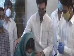 Delhi: PM Modi pays floral tribute to Ram Vilas Paswan