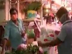 નવરાત્રિના પર્વ નિમિતે અમદાવાદ શહેરમાં ફૂલોની માંગમાં વધારો, જુઓ વીડિયો