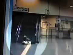 Story of a brave CISF Jawan who used his brains just in time