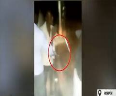 कासगंज में दो युवकों ने खुलेआम लहराया तमंचा| Crime Diary| ABPGanga