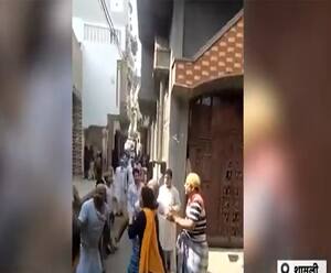 Shamli: बच्चों के विवाद में दो पक्षों के बीच चले लाठी-डंडे| Ganga Prime|ABP Ganga