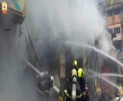 ষষ্ঠীর রাতে নিউ ব্যারাকপুরে ই-কমার্স সংস্থার গুদামে অগ্নিকাণ্ড