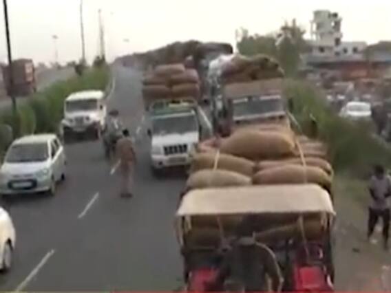 રાજકોટઃ ગોંડલ યાર્ડ બહાર વાહનોની લાગી કતાર, યાર્ડ બંધ હોવાથી ખેડૂતો પરેશાન