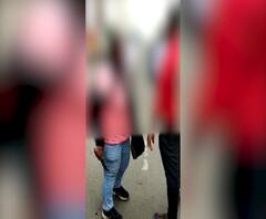 fight between woman and rickshaw driver | विरारमध्ये महिला आणि रिक्षाचालकाची भररस्त्यात हाणामारी