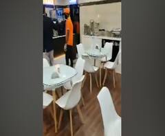 CSMT Waiting Lounge | एअरपोर्टप्रमाणे सोयीसुविधा असलेलं CSMT स्थानकावरील नवं प्रतिक्षालय