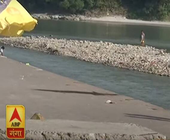 Haridwar Mahakumbh को लेकर Rishikesh में हो रहे निर्माण काम सवालों में| Uttarakhand Prime |ABP Ganga