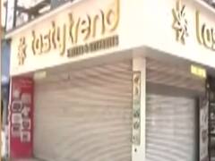 कोरोना काल में 'फीकी' दिवाली? मुंबई में कई दुकानें बंद