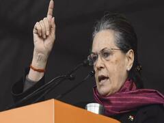 Democracy is going through the worst phase: Sonia Gandhi 
