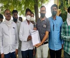 जालना जिल्ह्यातील ग्रामसेवक बेमुदत संपावर, झेडपी मुख्याधिकाऱ्यांची बदली करण्याची मागणी