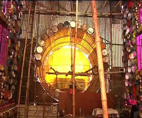 শারদ আনন্দ ২০২০: করোনা কেড়েছে কাজ, ধাক্কা খেয়েছে বিশ্ব-অর্থনীতি, কঠিন সময়কে তুলে ধরছে বকুলবাগান সর্বজনীন