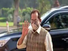 धमकी देने के आरोपों पर Hathras DM की सफाई