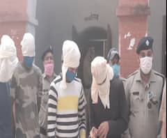 ATM तोड़कर लूट की कोशिश,पुलिस ने 4 युवकों को किया अरेस्ट