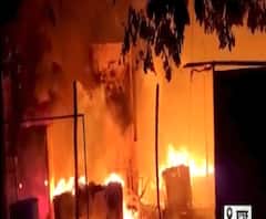 अचानक रेस्टोरेंट में लगी आग, सामान जलकर खाक। ABP GANGA। Hapur