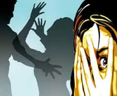 Barabanki में बेटी से हैवानियत की हदें पार, खेत में अर्धनग्न अवस्था में मिला शव| ABP Ganga