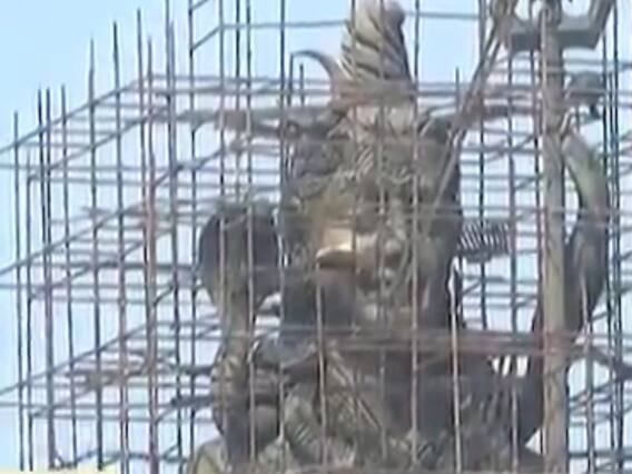 વડોદરા: સુરસાગર તળાવના મધ્યમાં આવેલ સર્વેશ્વર મહાદેવની પ્રતિમાને સોનેથી મઢાશે, જુઓ વીડિયો 