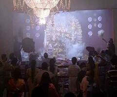 শারদ আনন্দ ২০২০: মহাষ্টমীর সন্ধ্যারতি ম্যাডক্স স্কোয়ার-মুদিয়ালি ক্লাব-সুরুচি সঙ্ঘে