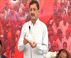 #Maratha आर्थिक दुर्बल घटकात समावेश नकोच, संभाजीराजेंची न्यायिक परिषदेत मराठा आरक्षणाबाबत चर्चा