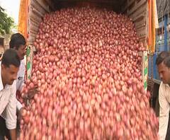 Onion Issue | निर्बंधापूर्वी खरेदी केलेला कांदा विक्रीसाठी व्यापाऱ्यांना तीन दिवसांची मुदत