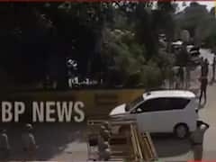 Hathras Case: पीड़िता के परिवार से मिलने जा रहे हैं अवनीश अवस्थी और डीजीपी एचसी अवस्थी