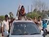 Bihar Polls: Lalu's daughter-in-law Aishwarya holds road show for Father Chandrika Rai