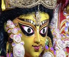 ম্যাডক্সের সেই আড্ডাটা এইবার নেই...খাঁ খাঁ করছে অষ্টমীর সন্ধে, দেখুন অচেনা ম্যাডক্স