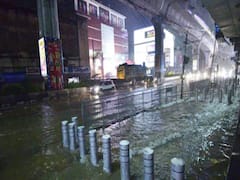 Hyderabad में भारी बारिश से हाहाकार, बहने लगे इंसान, डूब गए मकान