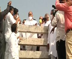 Sharad Pawar | शरद पवार शेतकऱ्यांच्या बांधावर; पुरामुळे उध्वस्त झालेल्या नुकसानीची पाहणी 