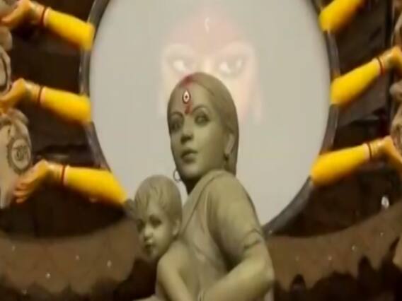 मां दुर्गा की ऐसी तस्वीर देख कर आप भी चौंक जाएंगे 