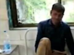 રાજકોટના જેતપુરના નાના ચોક વિસ્તારમાં સોના સહિત 42 લાખ રૂપિયાની લૂંટ, જુઓ વીડિયો