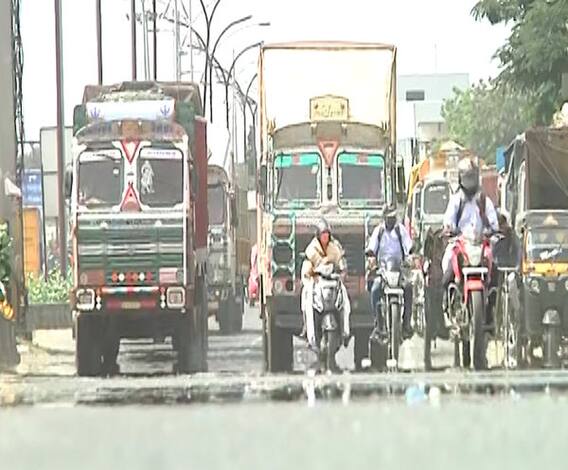 महाराष्ट्राचं प्रवेशद्वार भ्रष्टाचाराचं द्वार? चेकपोस्टवरील ही खुलेआम लूट कुणाच्या आशिर्वादाने सुरू?