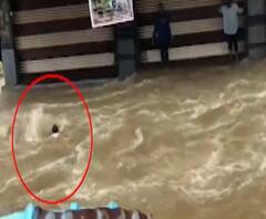 Hyderabad Rain Updates | हैदराबादेत पावसाचा धुमाकूळ; पावसाची धडकी भरवणारी दृश्यं